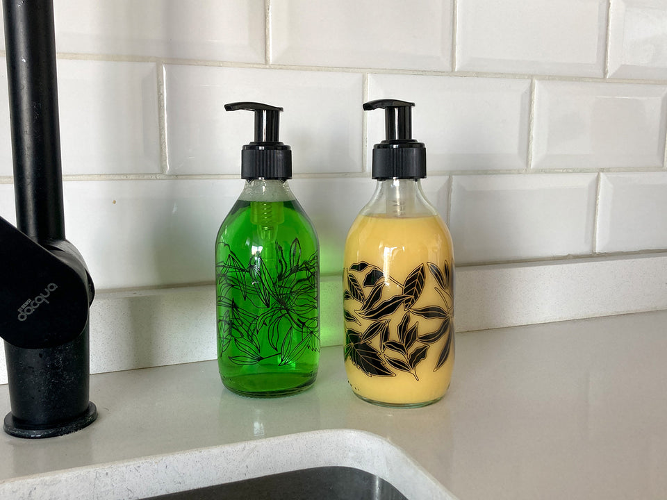 Dispensadores diseño Florales multiuso color Transparentes (2 Unidades) - 296 ml