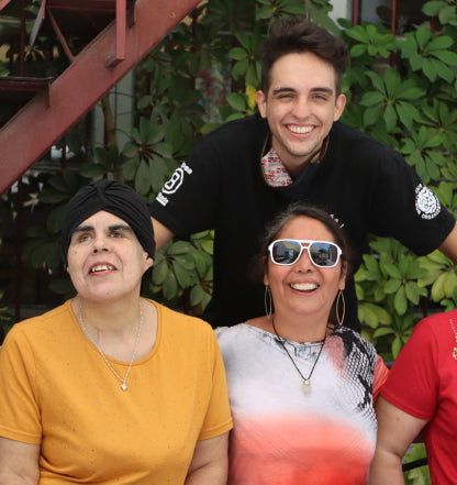 Fundación Bibliociegos: Las chiquillas de la primera biblioteca para ciegos de Chile con la cual colaboramos y financiamos la impresión de Libros en Braille y Audiolibros.